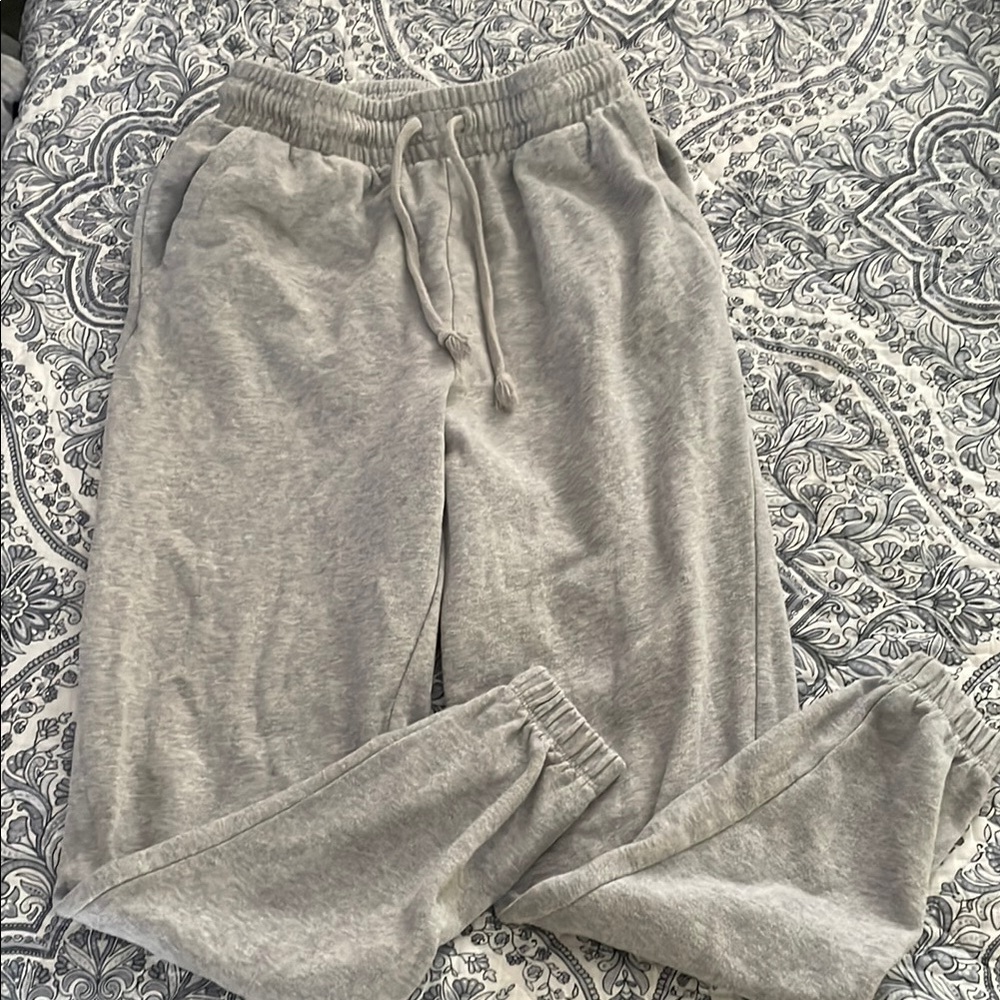 Casual Gray Sweatpants/Joggers